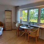 Lille Koje - Dein Eigenes Strand-apartment Mit Panoramablick Ueber Ostsee Kronsgaard