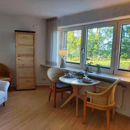 Lille Koje - Dein Eigenes Strand-apartment Mit Panoramablick Ueber Ostsee Kronsgaard