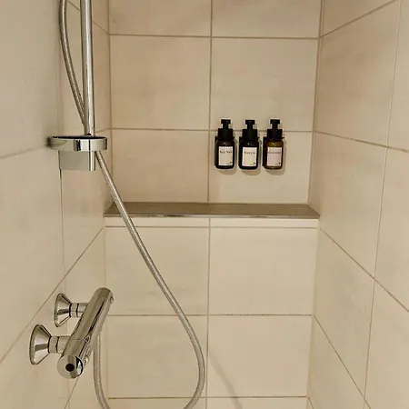 Lille Koje - Dein Eigenes Strand-apartment Mit Panoramablick Ueber Ostsee *