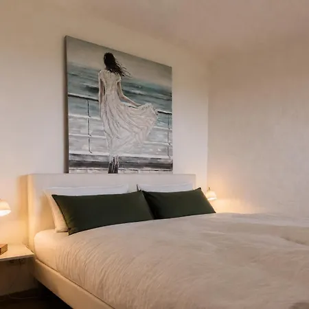 Apartamento Lille Koje - Dein Eigenes Strand-apartment Mit Panoramablick Ueber Ostsee Kronsgaard
