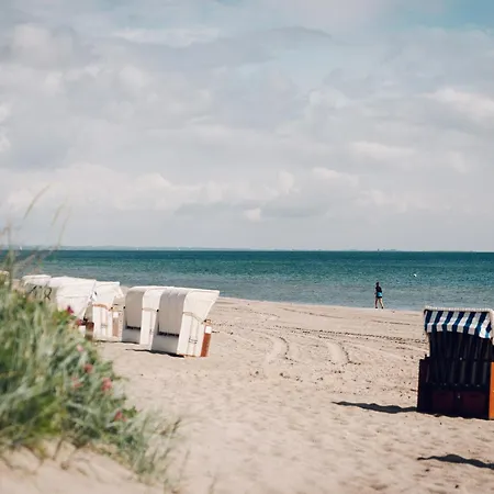Lille Koje - Dein Eigenes Strand-apartment Mit Panoramablick Ueber Ostsee Apartamento Kronsgaard